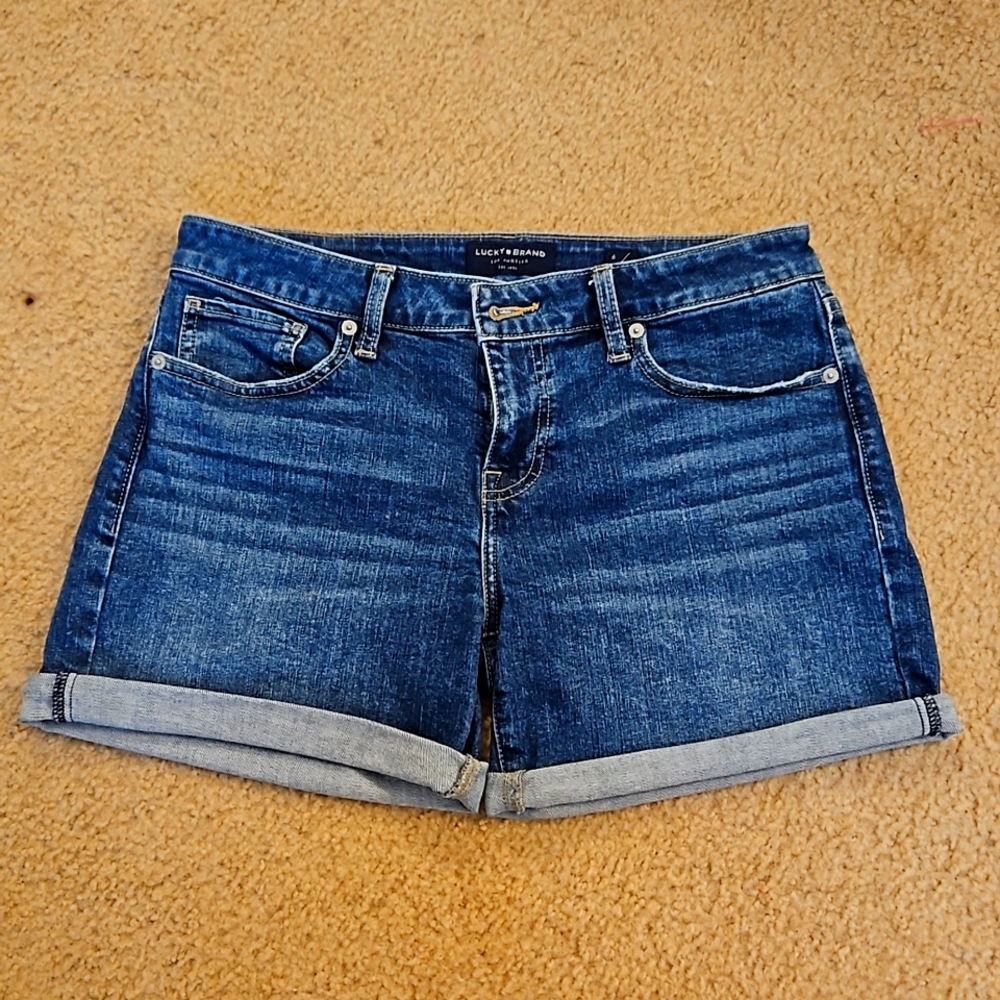 EUC Lucky Brand denim shorts